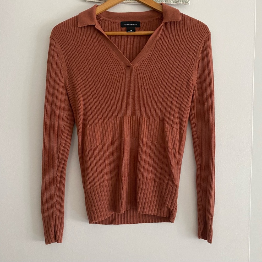 Club Monaco wool blend long sleeve collar v neck top. Worn once.